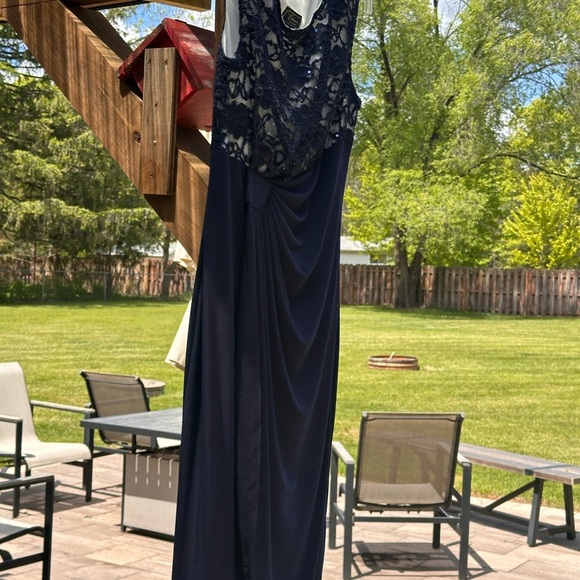 Dress Barn Asymmetrical Ruched Blue Sparkling Embellishment Gown Women’s 10 EUC - Picture 12 of 16